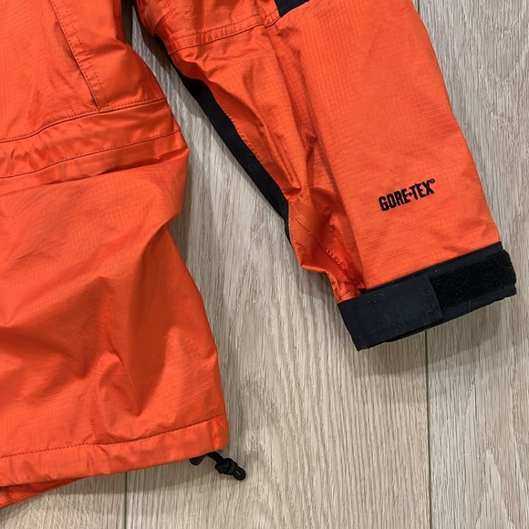 The NORTH FACE GorTex Shell L - Picture 4 of 11